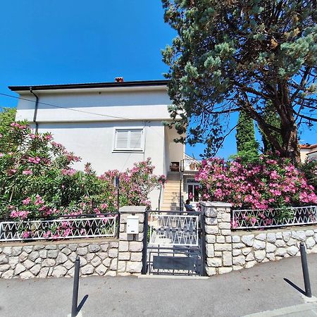 Rooms Sofija Selce Εξωτερικό φωτογραφία