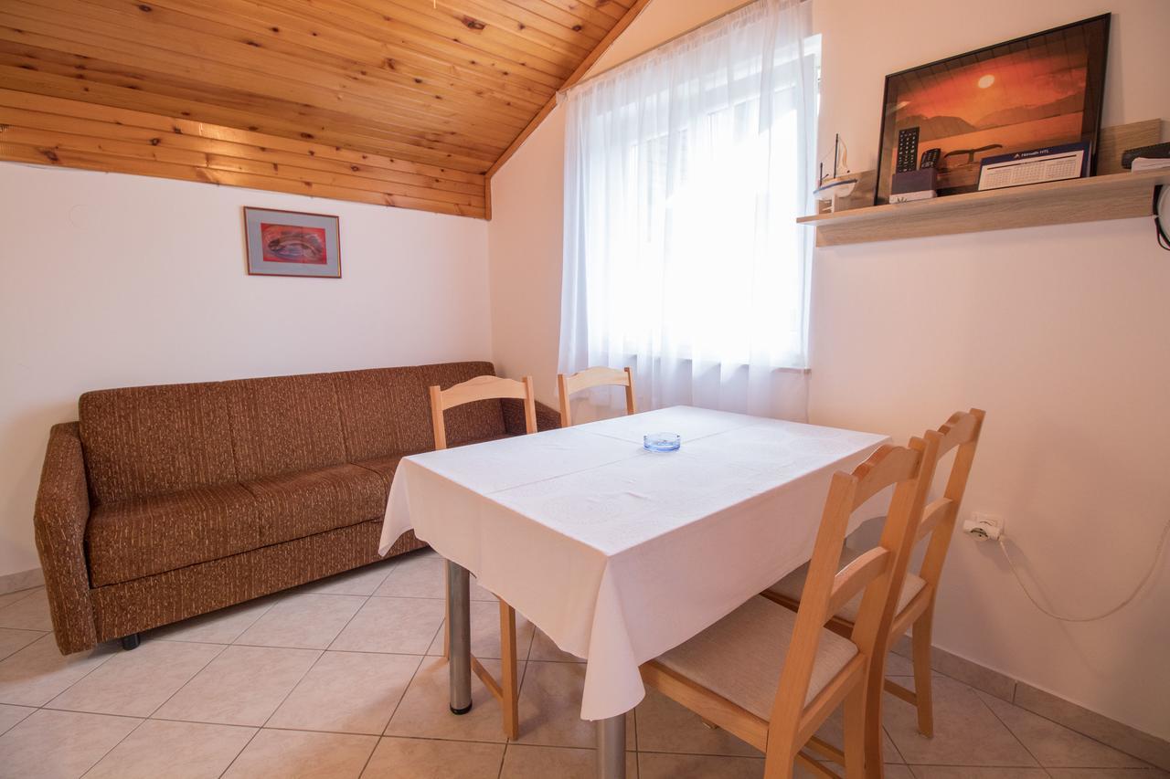 Rooms Sofija Selce Εξωτερικό φωτογραφία