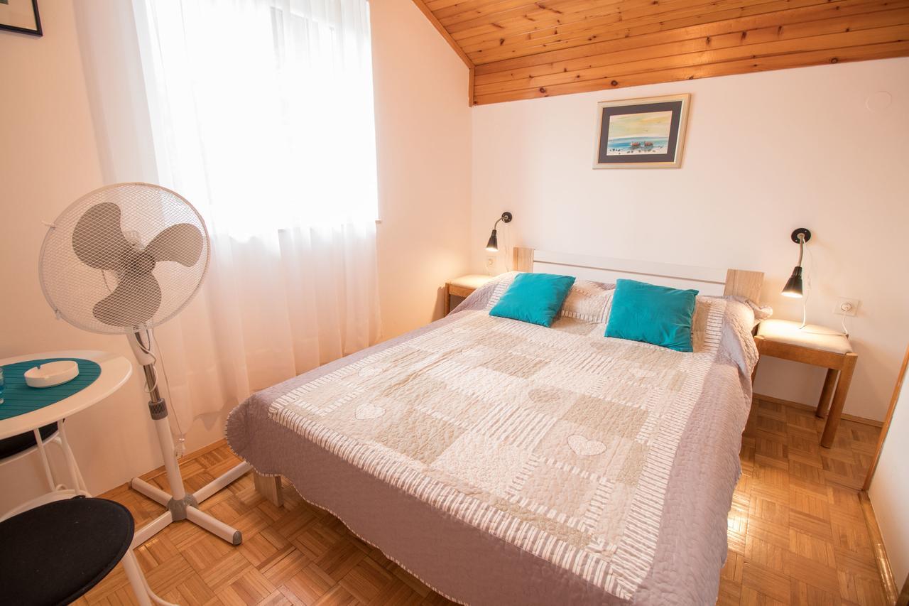 Rooms Sofija Selce Εξωτερικό φωτογραφία